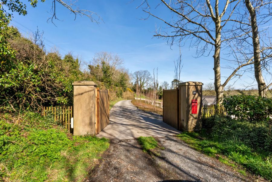 39 Cherryhill Road