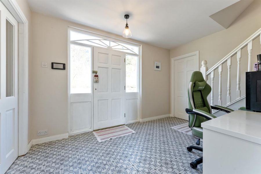 39 Cherryhill Road