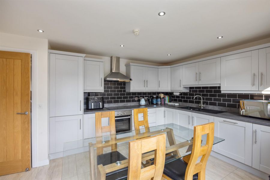 39 Millbank Grove