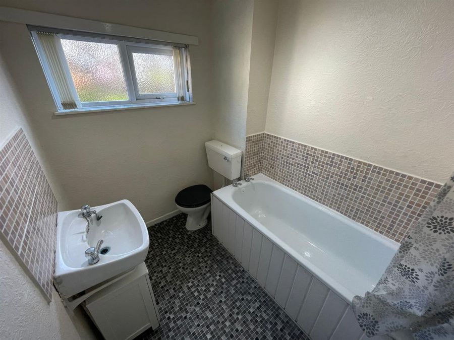 25 Langley Road