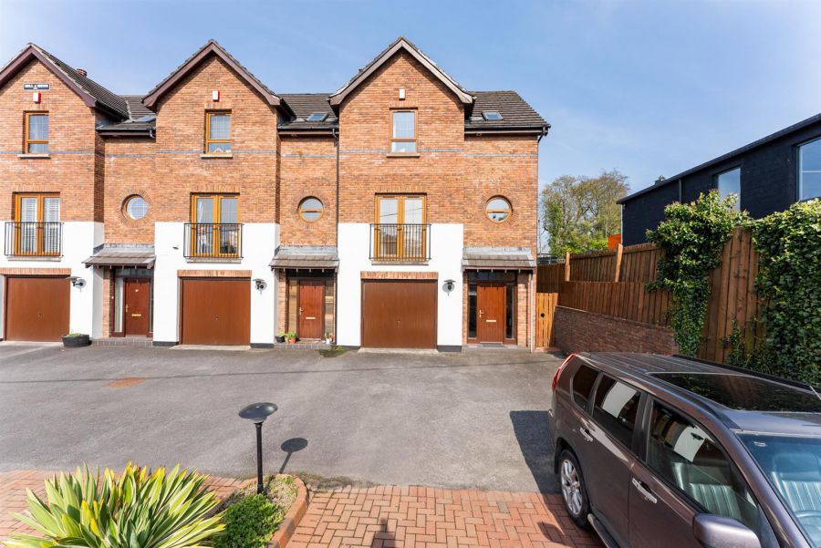 1 Mill Mews