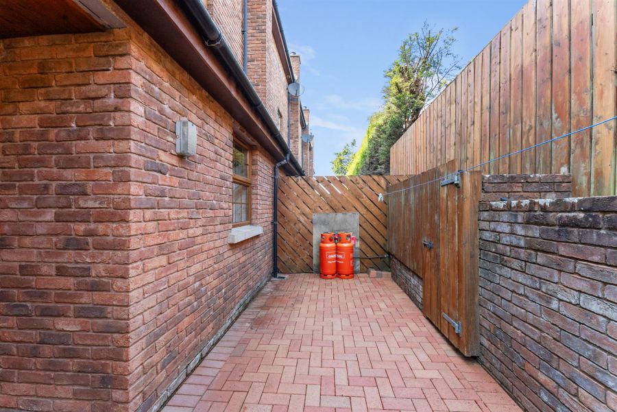 1 Mill Mews