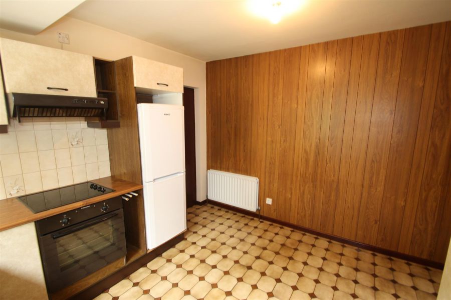 5 Pine Grove