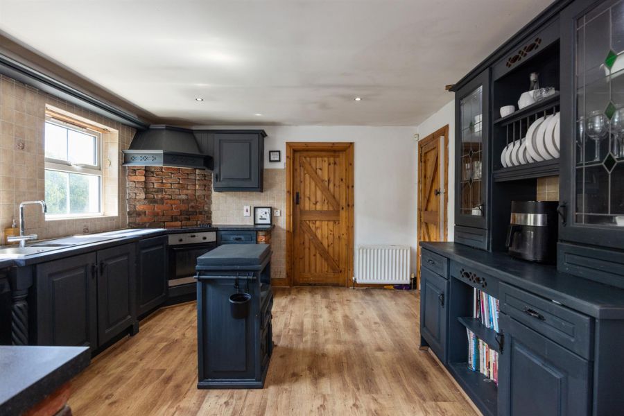 75 Crossgar Road