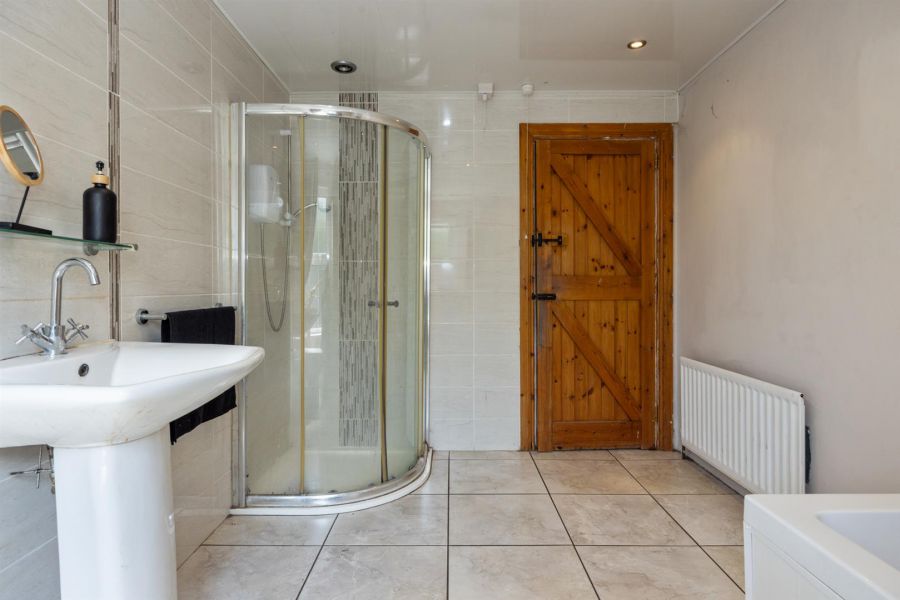 75 Crossgar Road