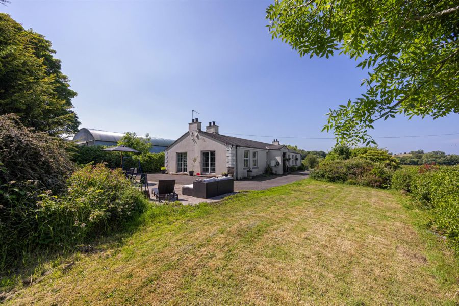 75 Crossgar Road