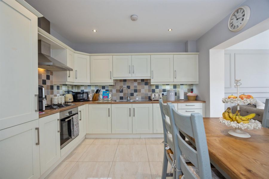 26 Fountain Crescent