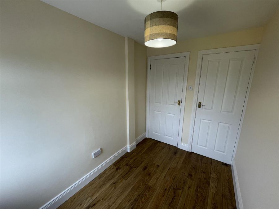 25 Dundrum Road