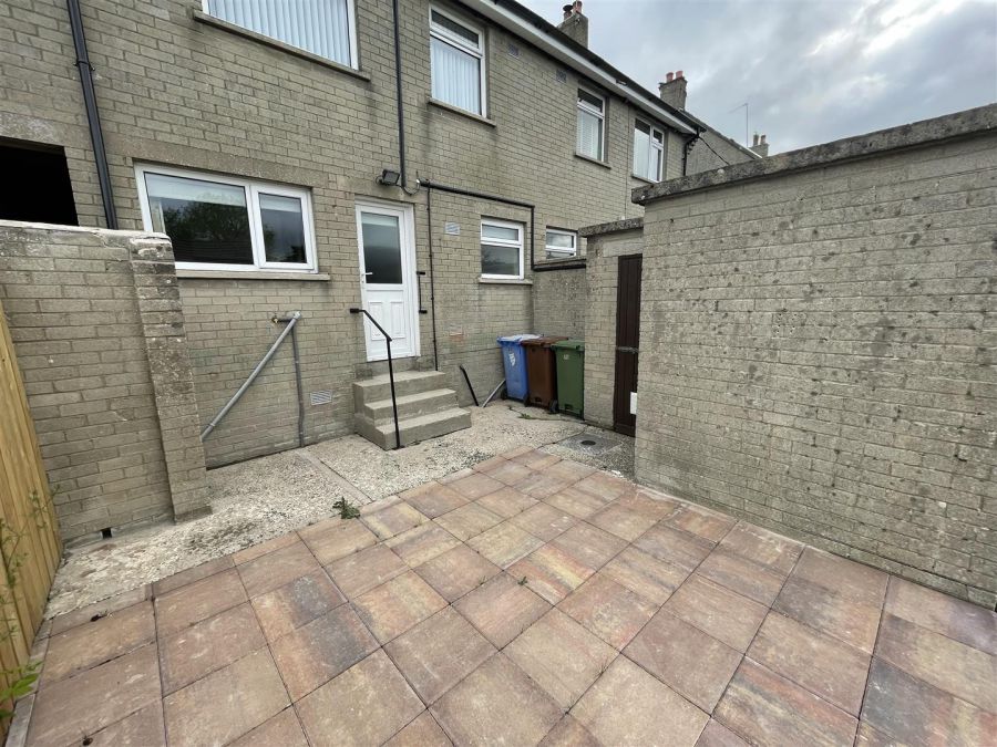 25 Dundrum Road