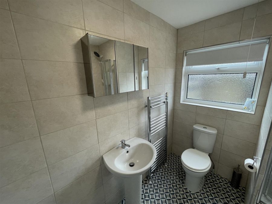 25 Dundrum Road