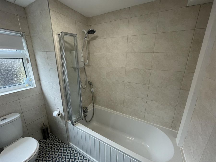 25 Dundrum Road