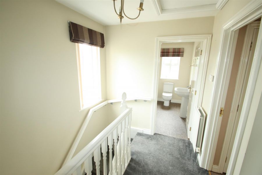 4 Riverview Heights