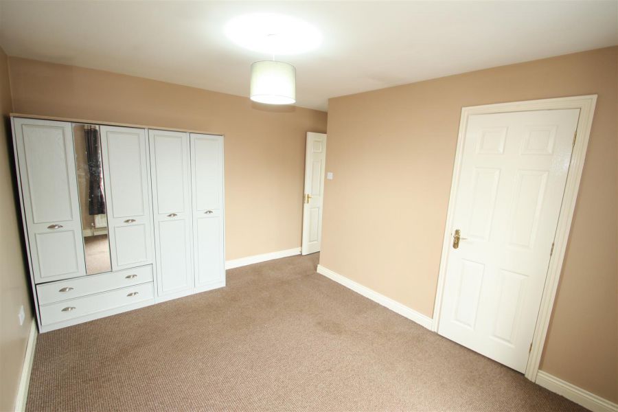 4 Riverview Heights