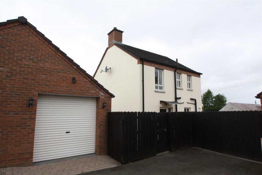 4 Riverview Heights