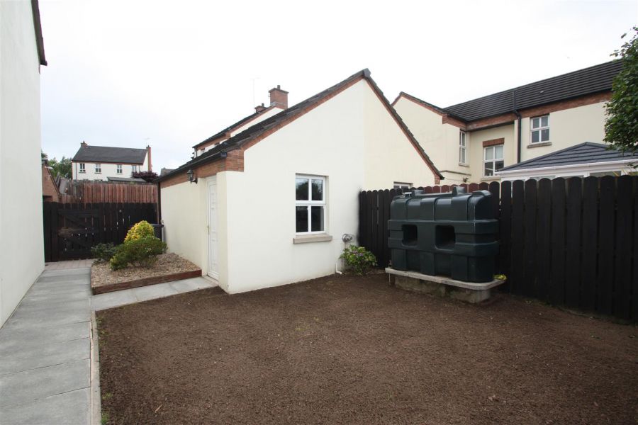 4 Riverview Heights
