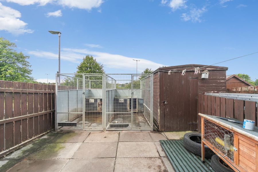 17 Burn Brae Mews