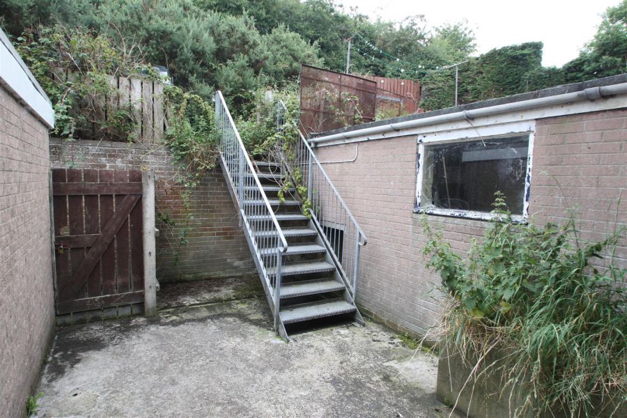 77 Langley Road