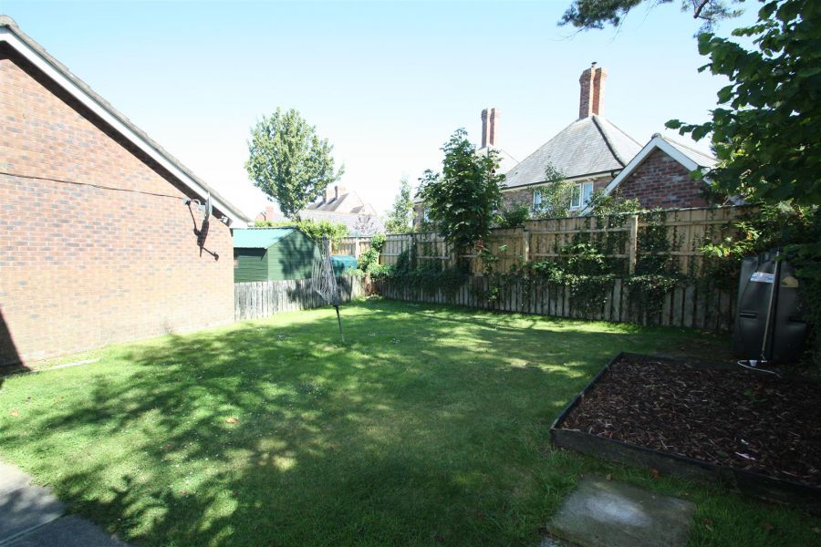 15 Crombeg Court