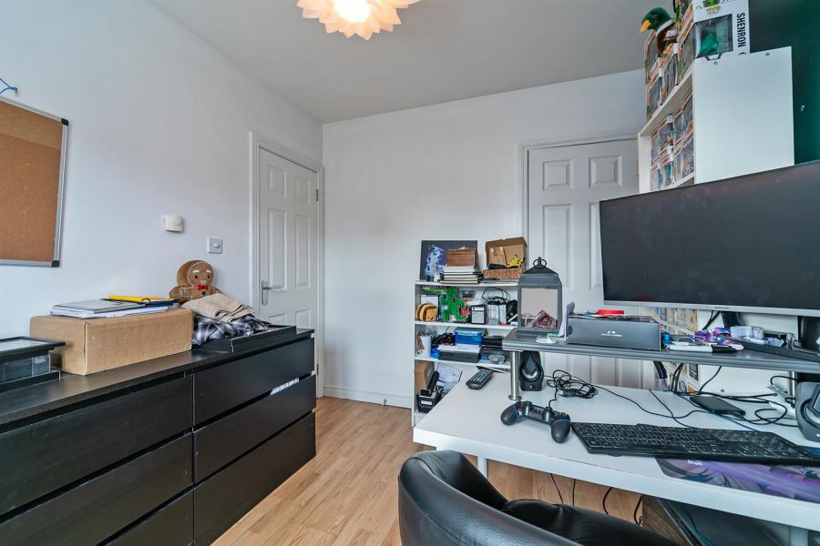 120 Monree Hill