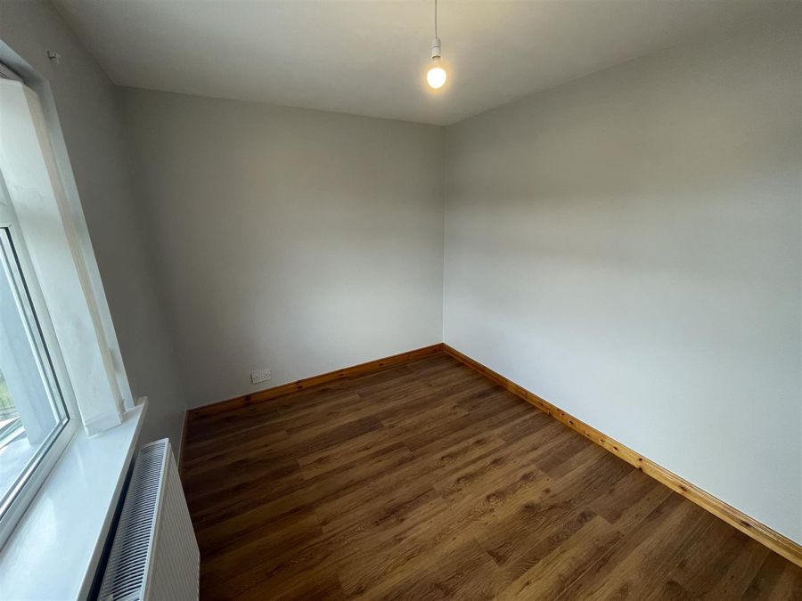 33 Rathfriland Road