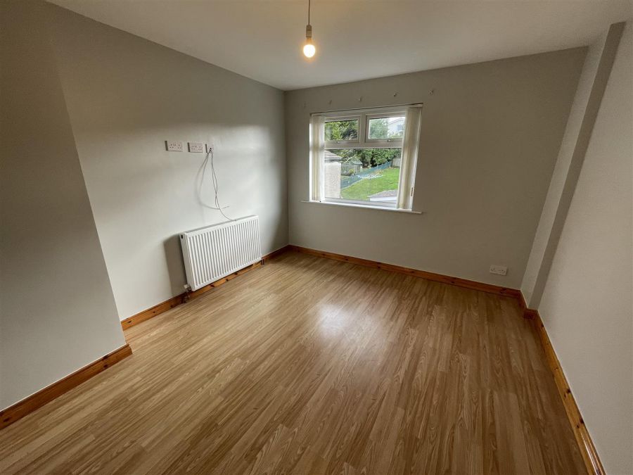 33 Rathfriland Road