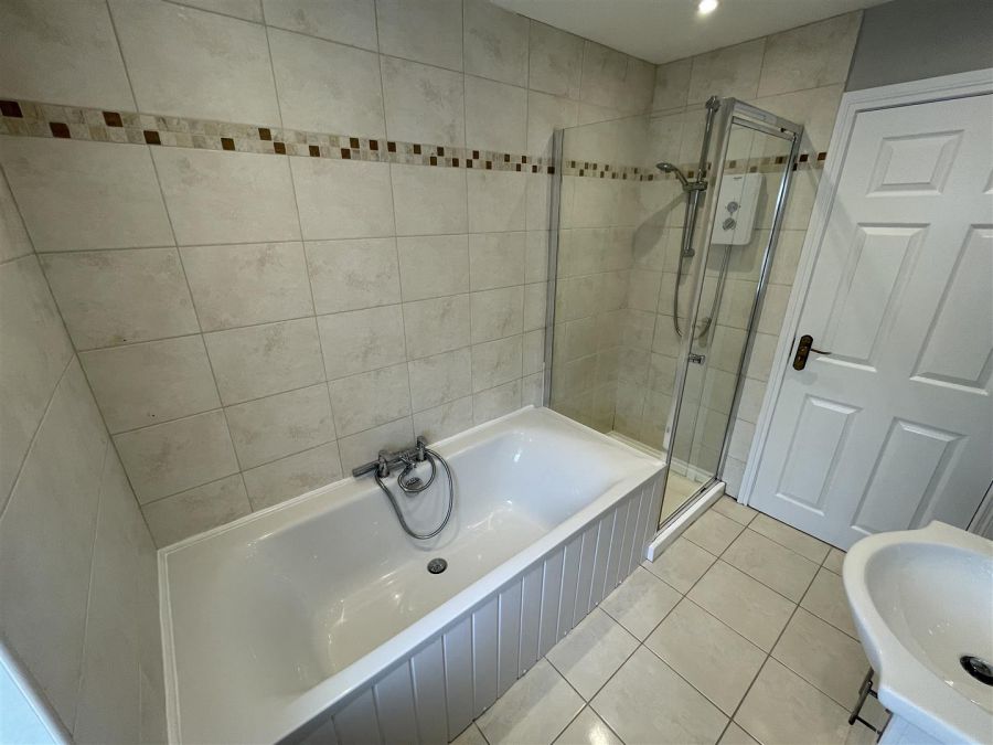 33 Rathfriland Road