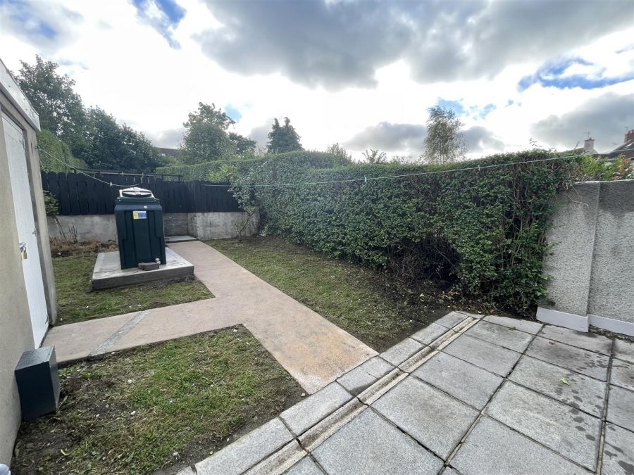 33 Rathfriland Road