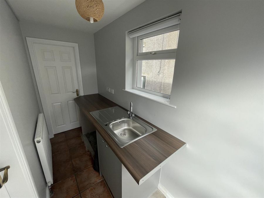 33 Rathfriland Road