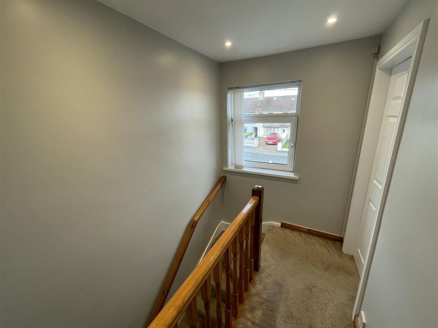 33 Rathfriland Road