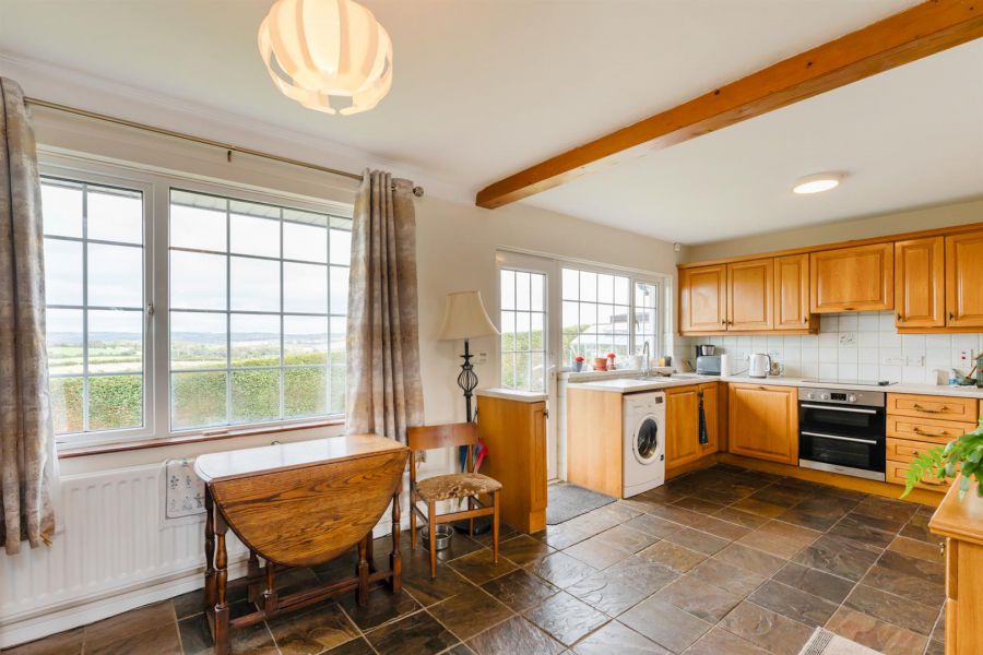 32 Glenariff Drive 32 Glenariff Drive
