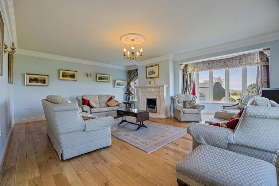 Tullyhubbert House, 80 Hillsborough Road, Tower Lane