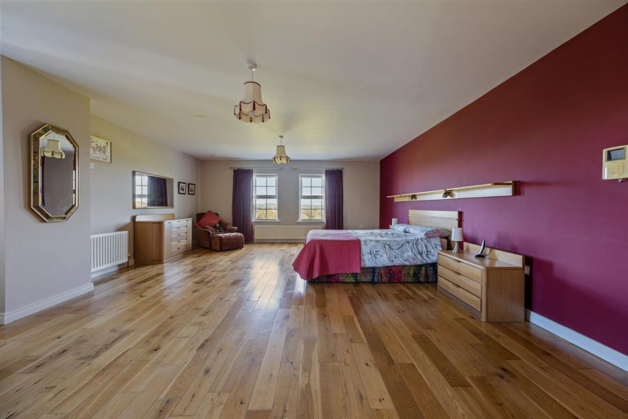 Tullyhubbert House, 80 Hillsborough Road, Tower Lane