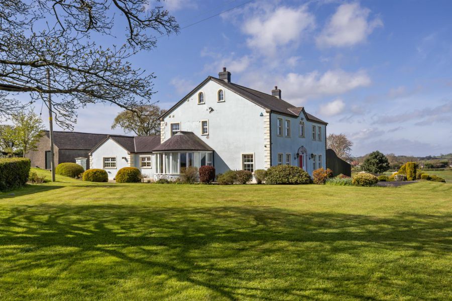 Tullyhubbert House, 80 Hillsborough Road, Tower Lane
