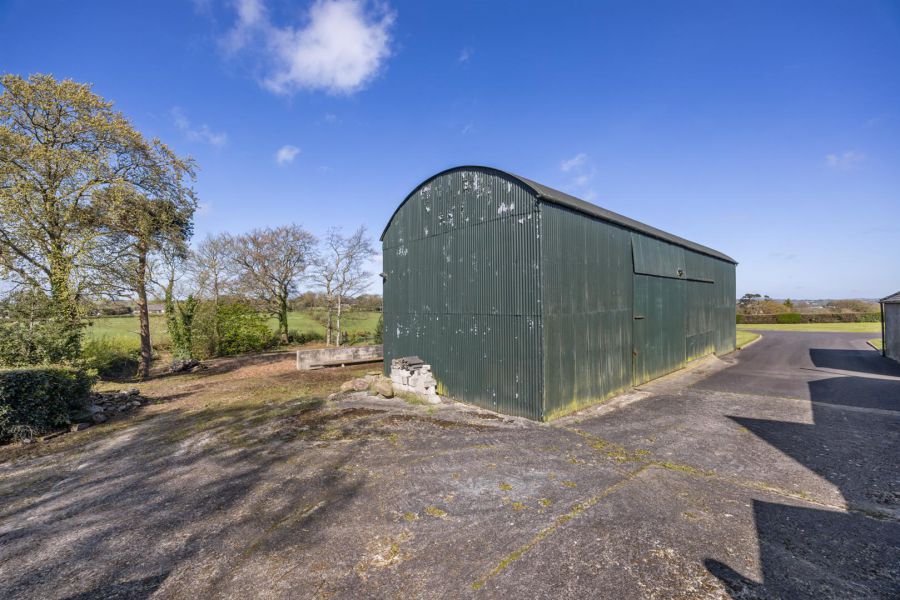 Tullyhubbert House, 80 Hillsborough Road, Tower Lane