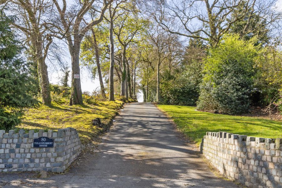 Tullyhubbert House, 80 Hillsborough Road, Tower Lane