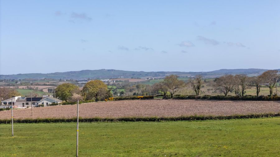 Tullyhubbert House, 80 Hillsborough Road, Tower Lane