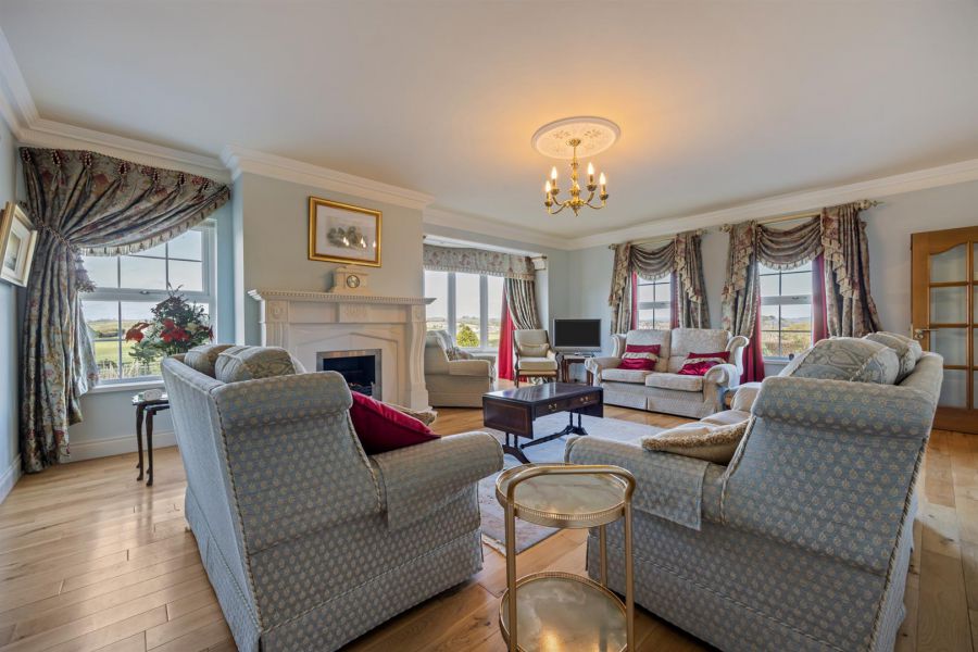 Tullyhubbert House, 80 Hillsborough Road, Tower Lane