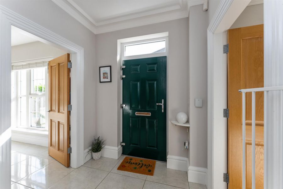 14 Hollymount Hall