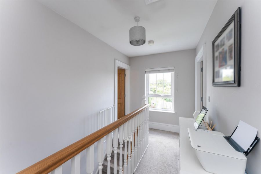 14 Hollymount Hall