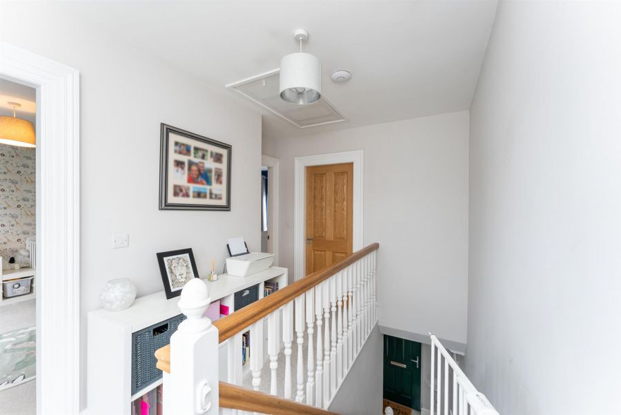 14 Hollymount Hall