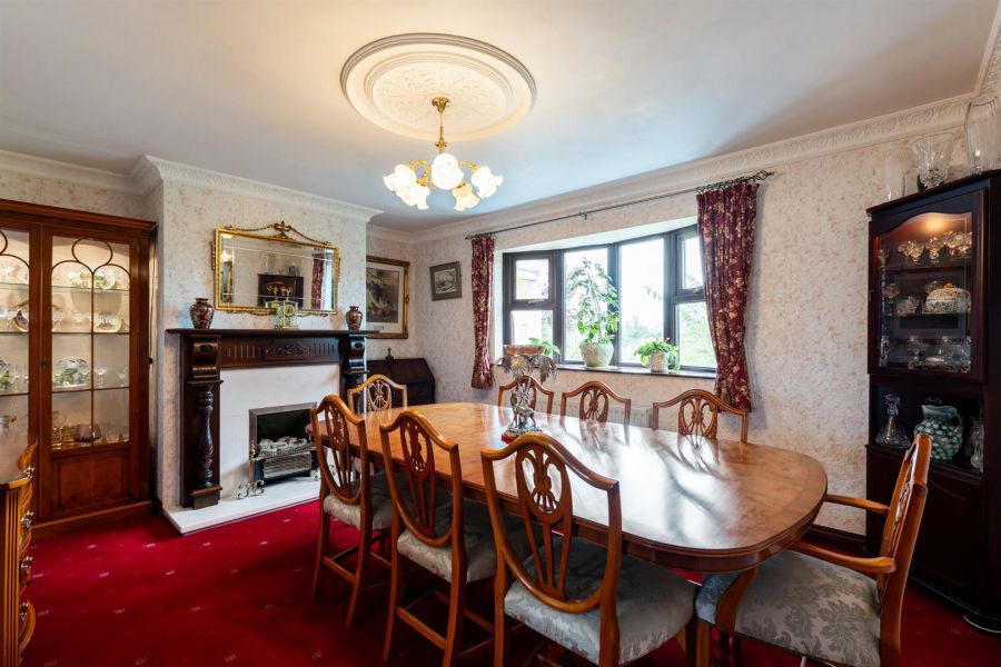 38 Riverside Road