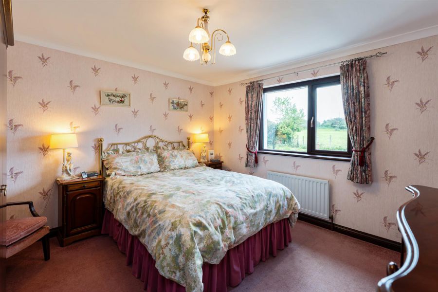 38 Riverside Road 38 Riverside Road