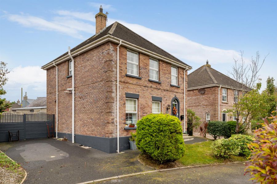 12 Whitecherry Lane