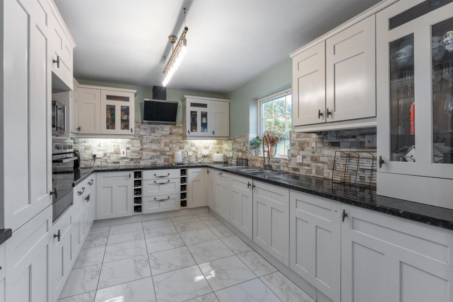 12 Whitecherry Lane