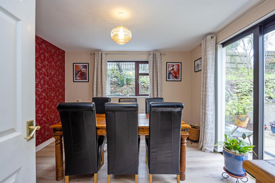 7 Hawthorn Hill
