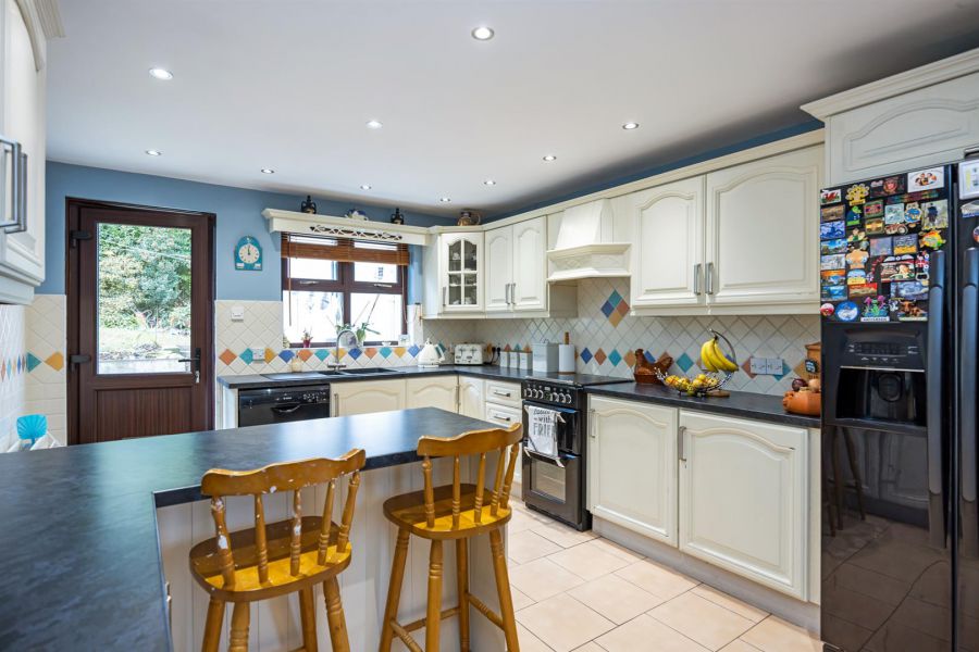 7 Hawthorn Hill
