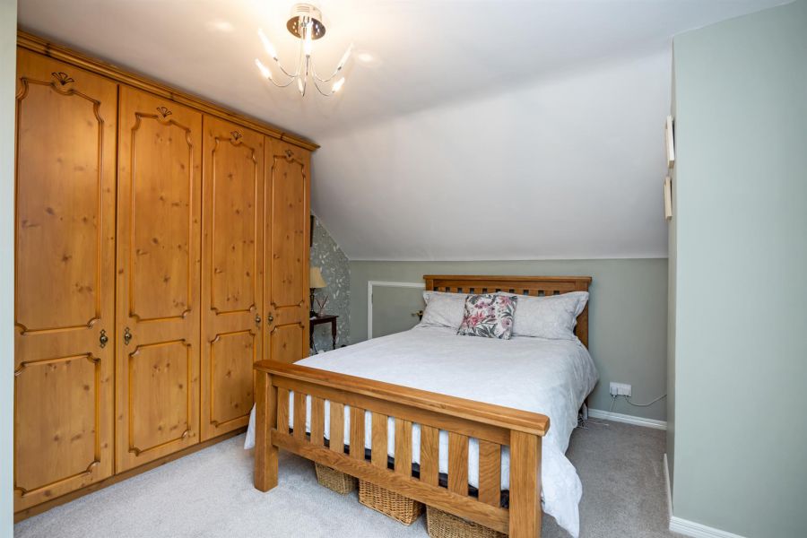 7 Hawthorn Hill