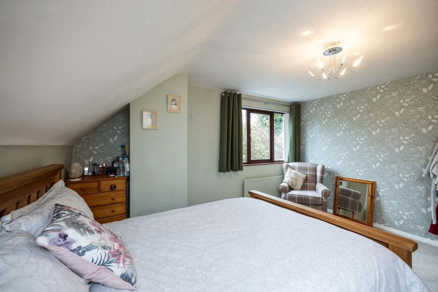 7 Hawthorn Hill