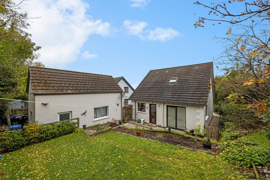 7 Hawthorn Hill