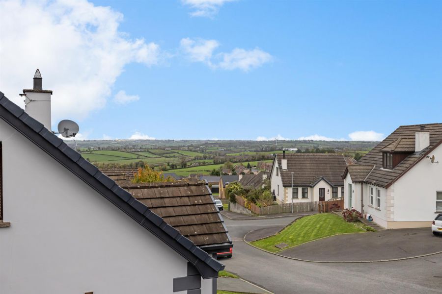 7 Hawthorn Hill